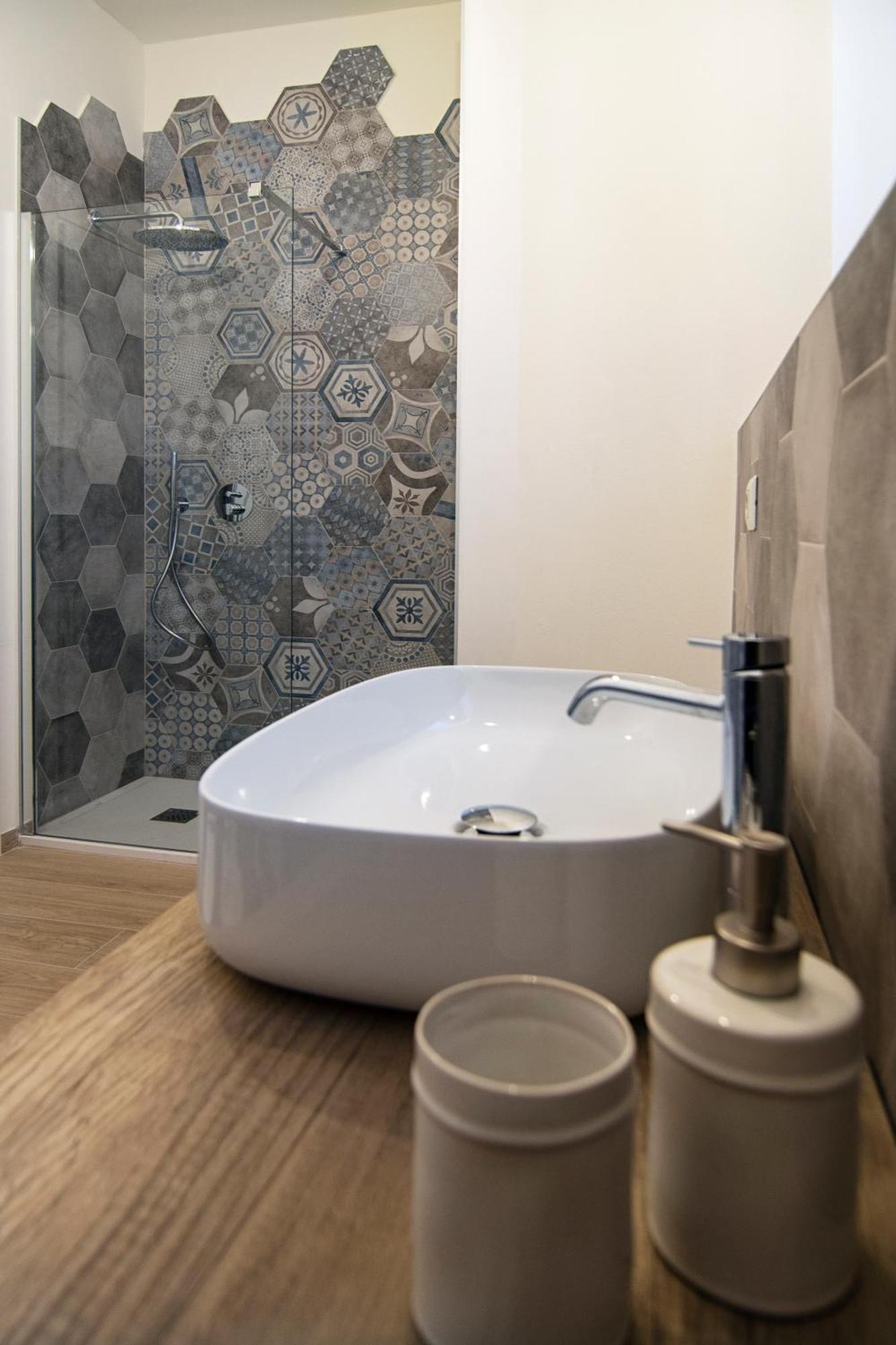 Gigi Suites&Apartments ストレーザ エクステリア 写真